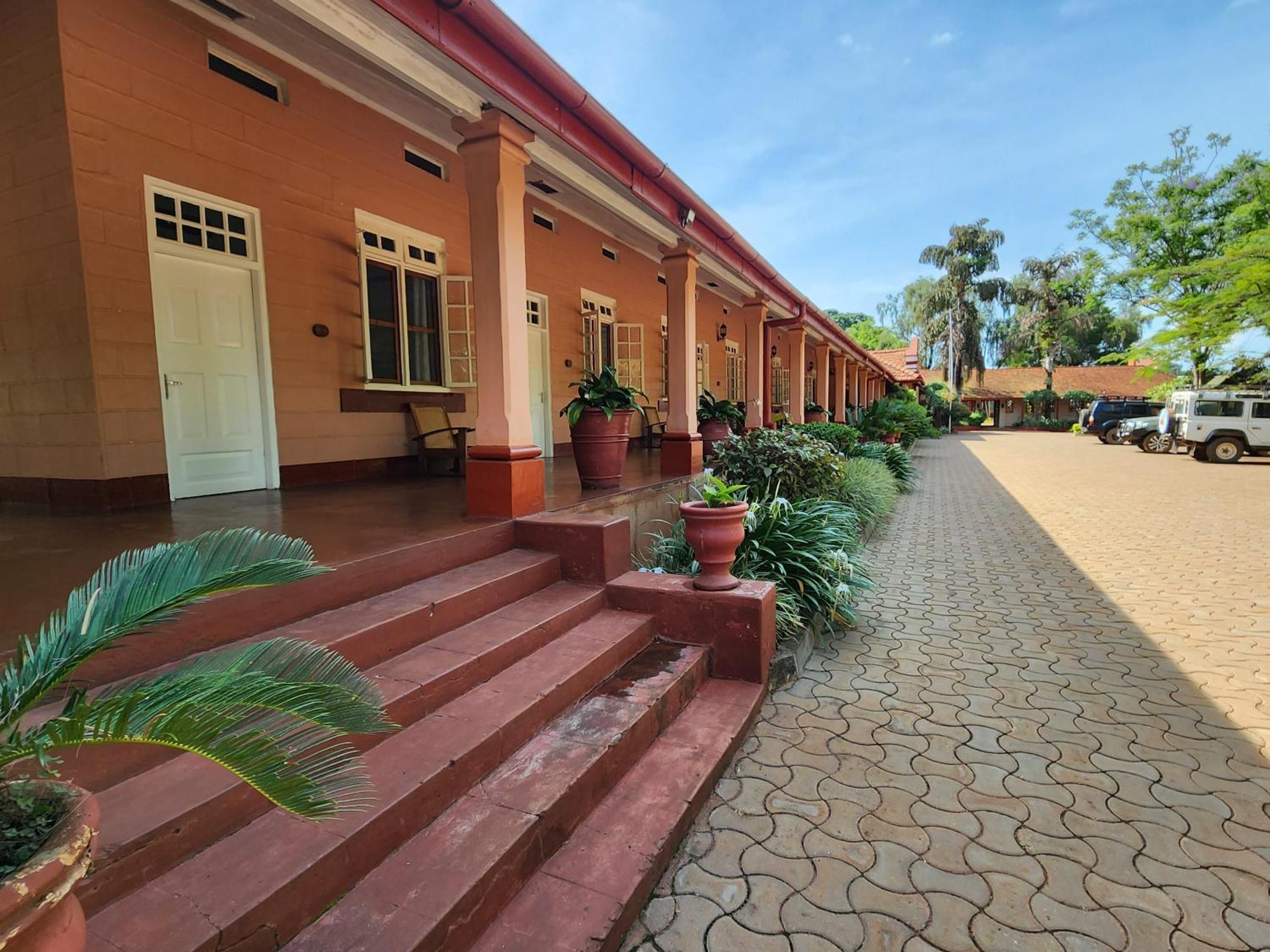 Masindi Hotel Zewnętrze zdjęcie