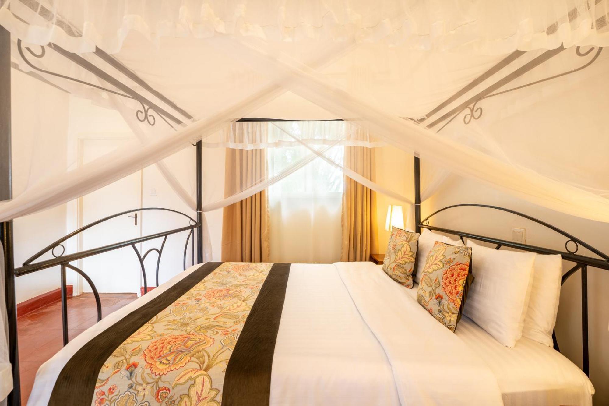 Masindi Hotel Zewnętrze zdjęcie